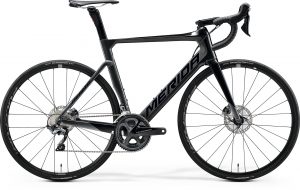 Велосипед 28″ Merida REACTO DISC 6000 Glossy Black/Anthracite 2020