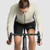 Ветровка Assos Uma GT Wind Jacket C2 Moon Sand lady 92740