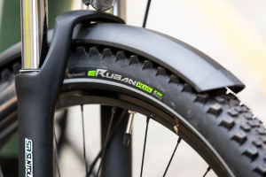 Покришка Continental eRuban Plus 29 x 2.30 чорна нескладна