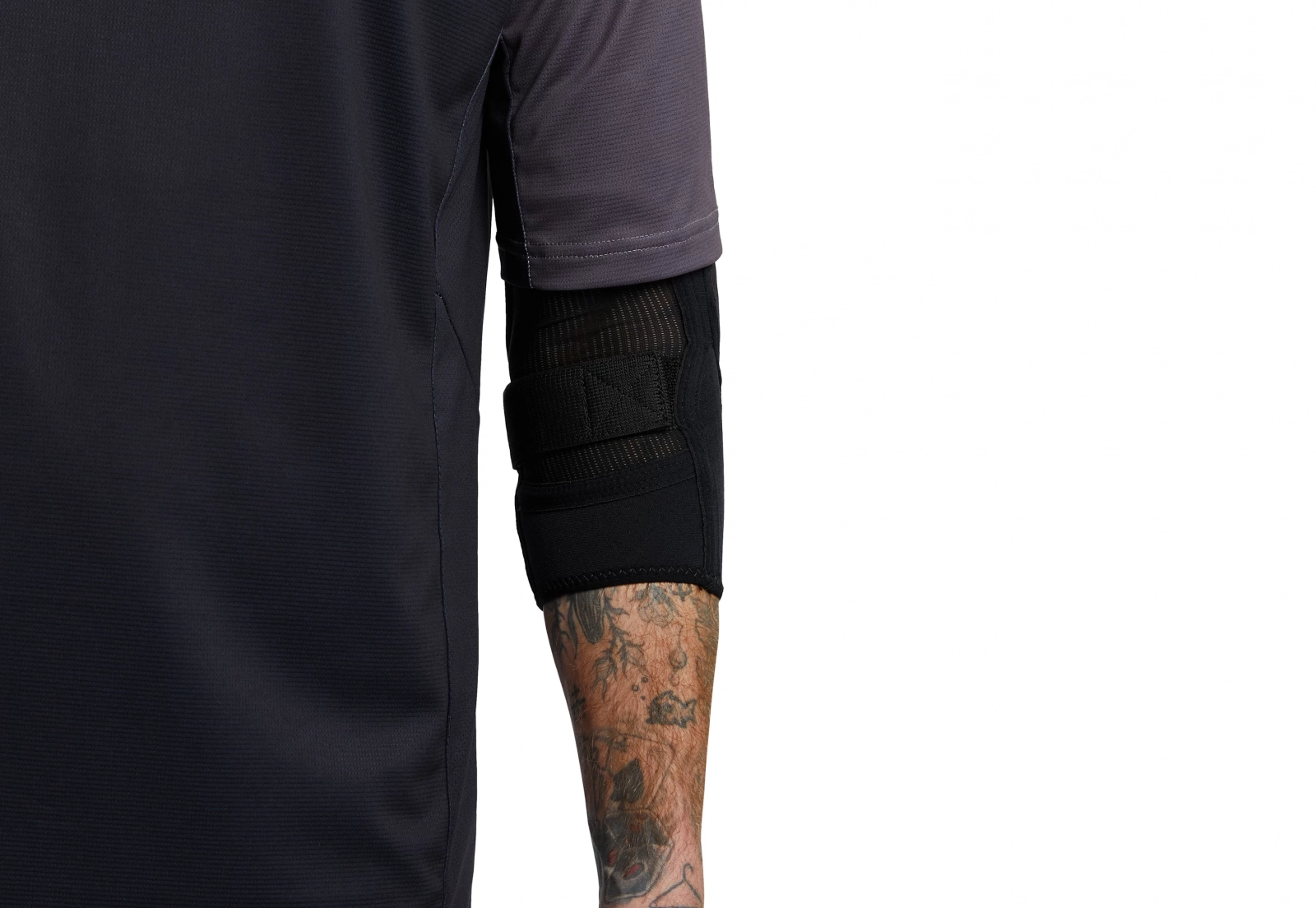 Защита локтей RaceFace Ambush Elbow Stealth